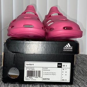 Adidas Slip on (Girls)